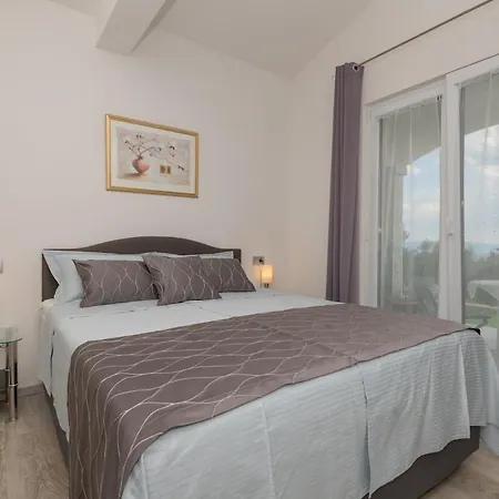 Hébergement de vacances Miramel Mit Privaten Swimmingoool - Exklusiv Makarska