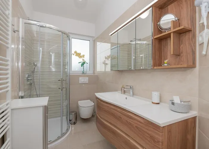 בית נופש Miramel Mit Privaten Swimmingoool - Exklusiv *