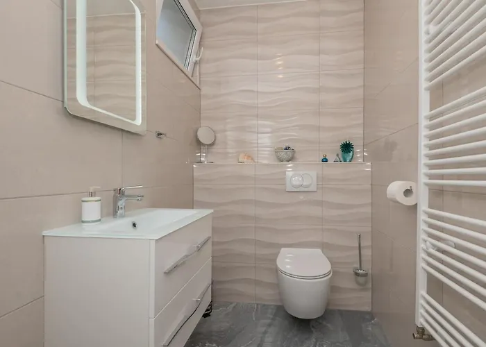 Miramel Mit Privaten Swimmingoool - Exklusiv * Makarska