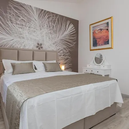 Miramel Mit Privaten Swimmingoool - Exklusiv Casa vacanze Makarska