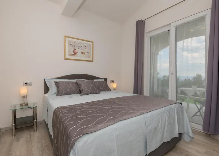 Vakantiehuis Miramel Mit Privaten Swimmingoool - Exklusiv Makarska